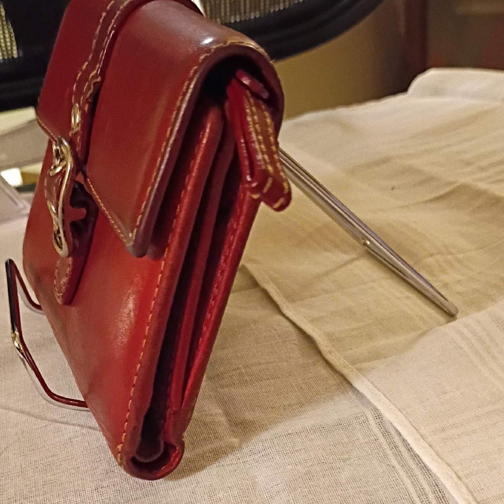 Vintage Coach Wallet - Picture 3 of 11